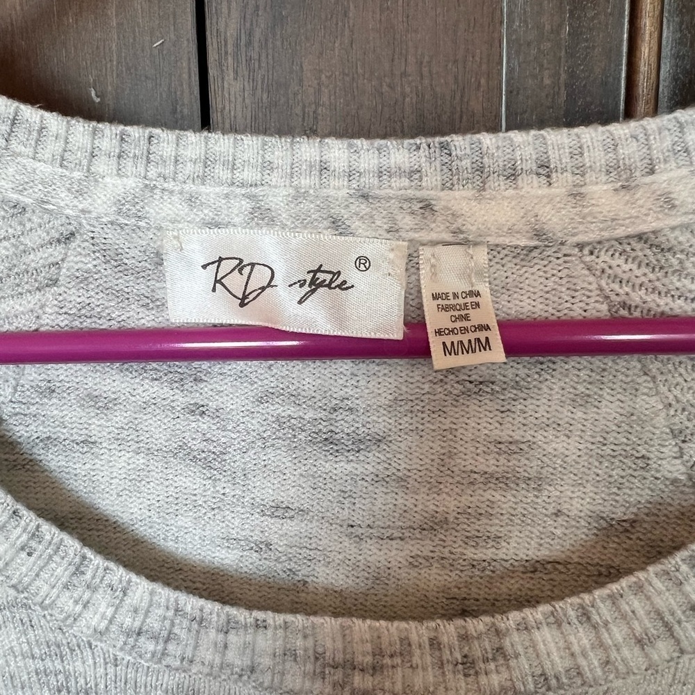 RD Style Light Gray Heathered Long Sleeve Top - Picture 2 of 3